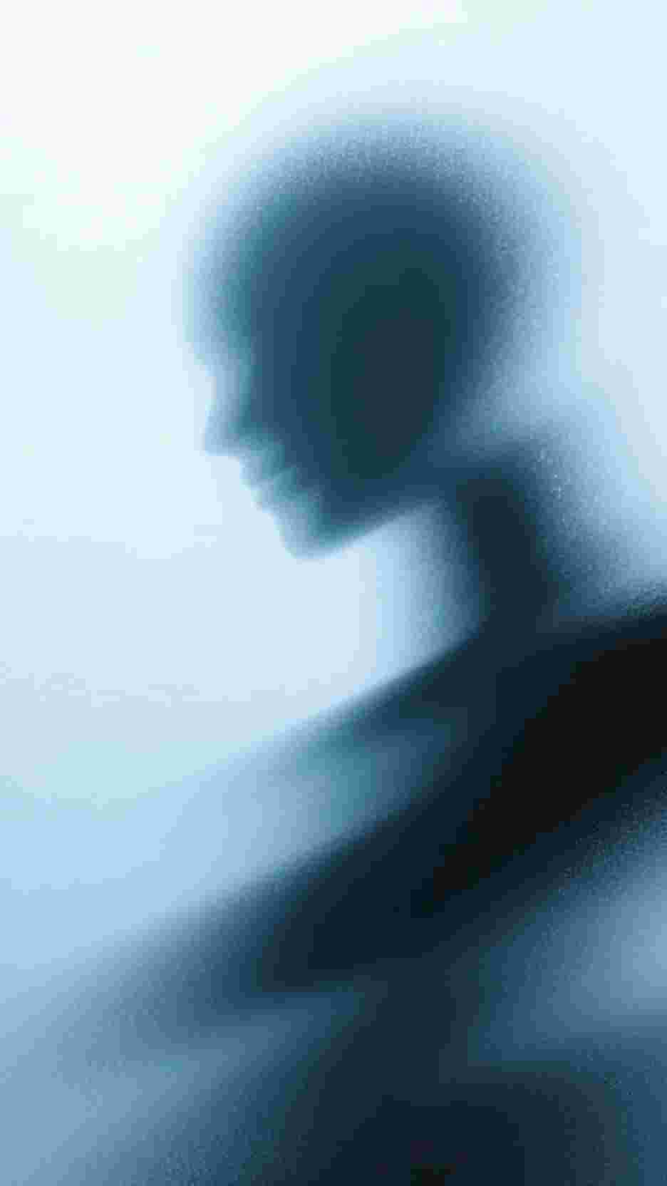 穿成阴郁暴君的小白花宠妃